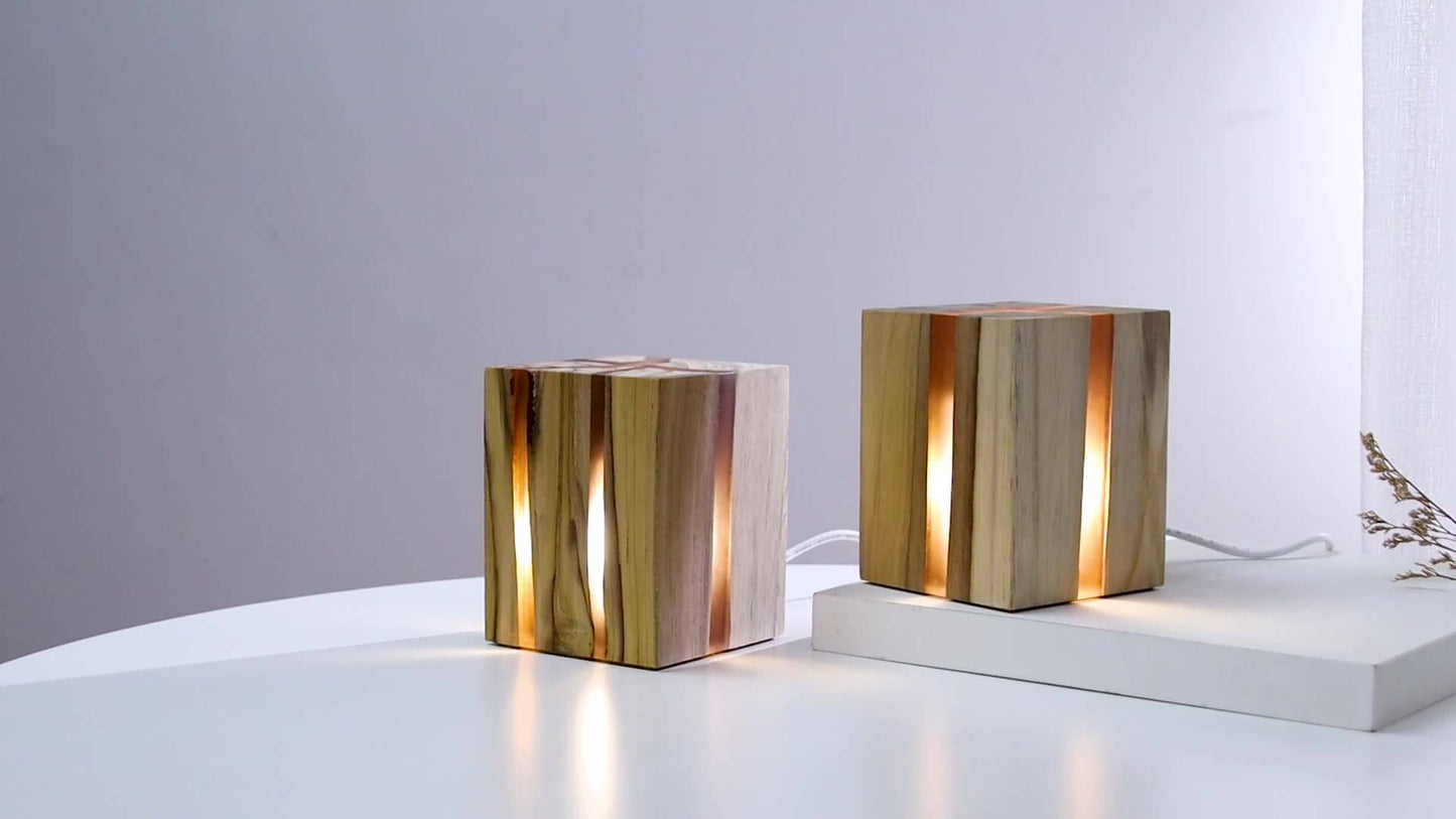 Wooden Resin Cracked Lamp