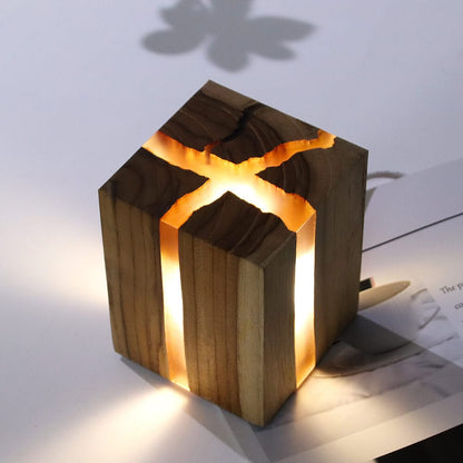 Wooden Resin Cracked Lamp